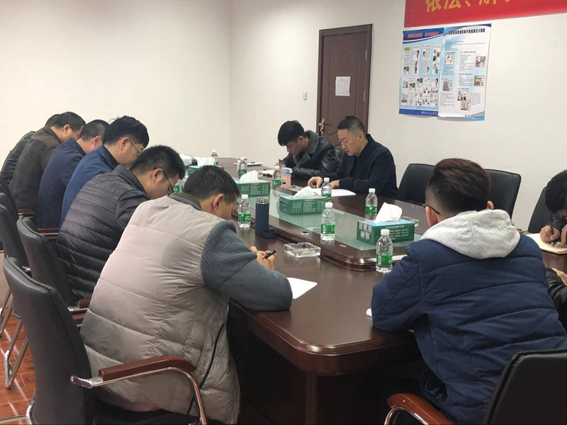 1542329800543792.jpg 座談會2.jpg