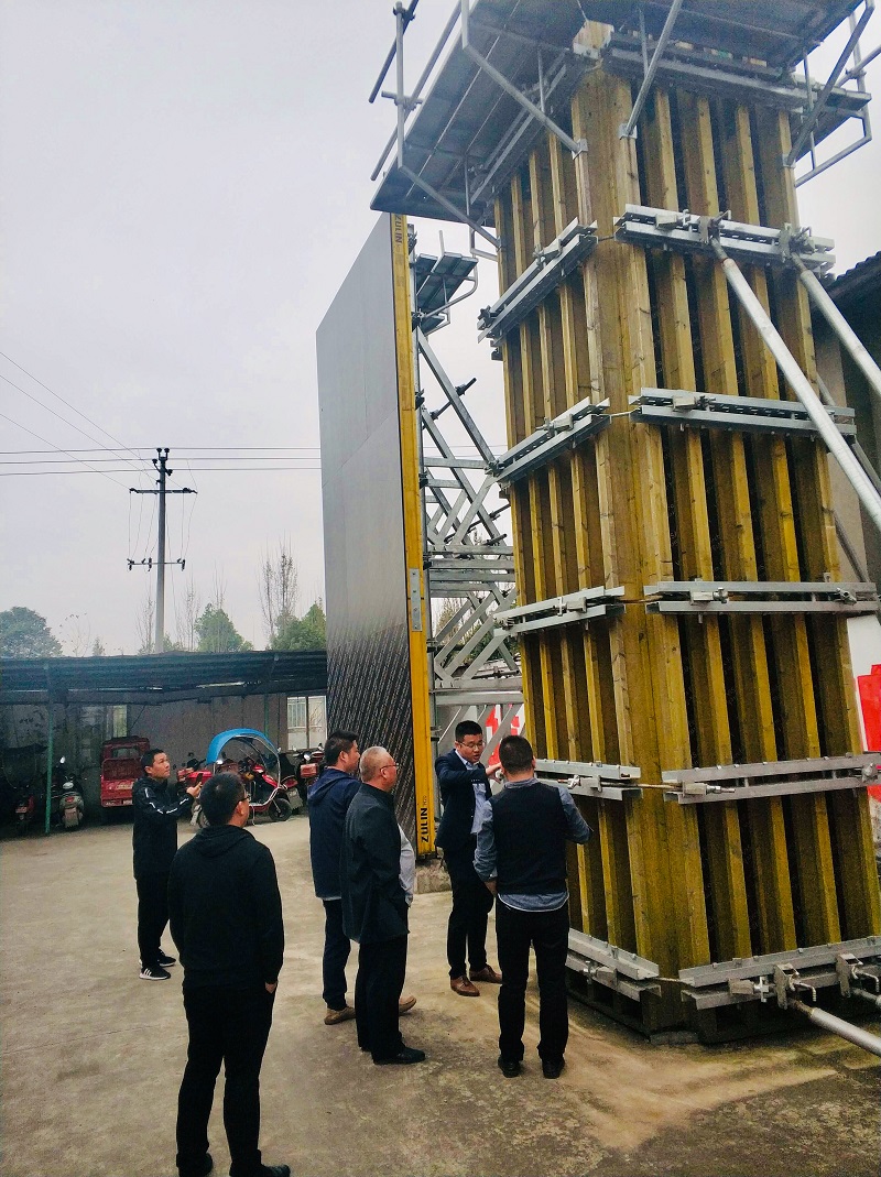 1574059694870705.jpg 卓良模板廠實到考察.jpg