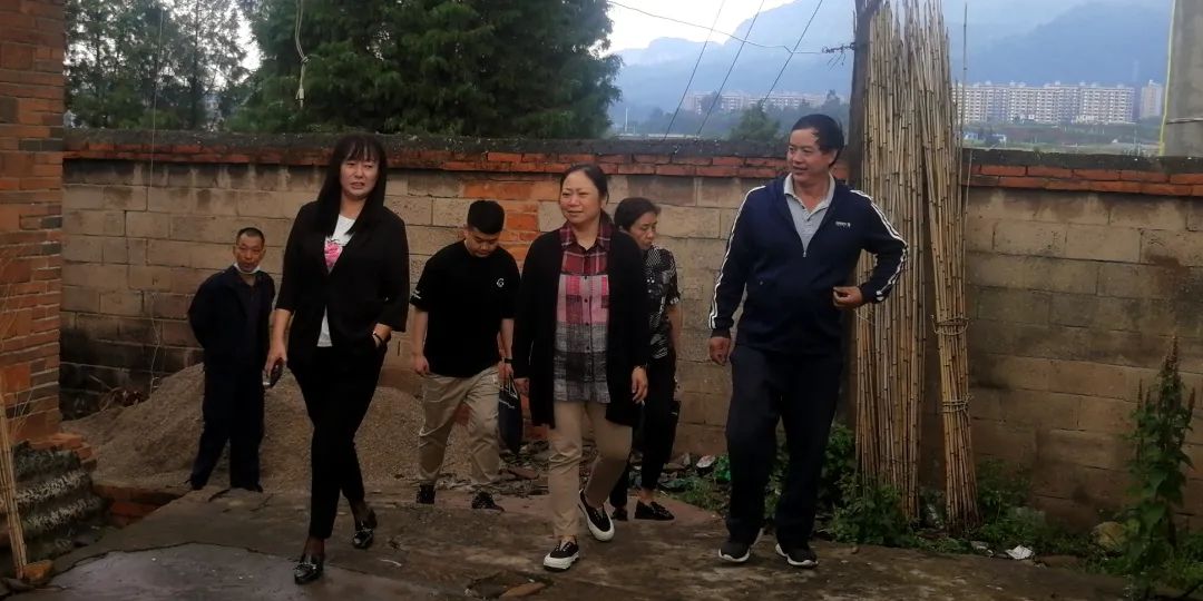 1662349155208169.jpg 郭玲帶隊到工業公司開展綜合大檢查及“送清涼”慰問活動2.jpg