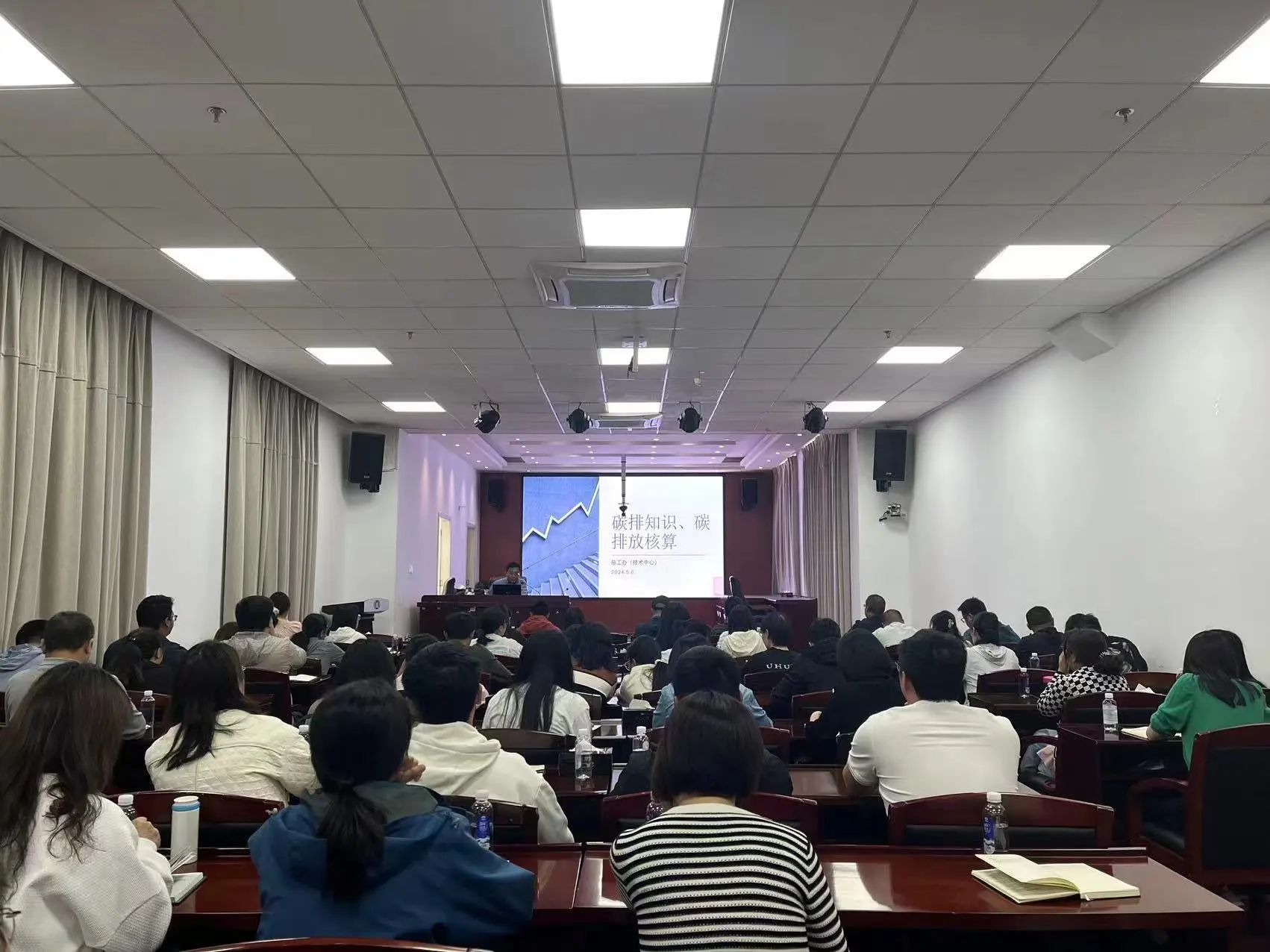 1716188736470852.jpg 1716188736470852.jpg